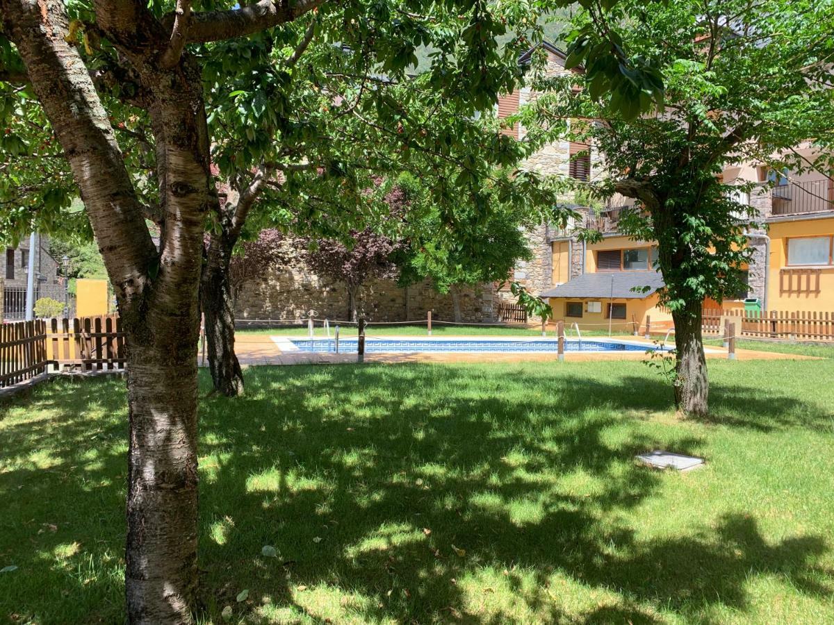 Bpirineos-Blest Apartman Benasque Kültér fotó