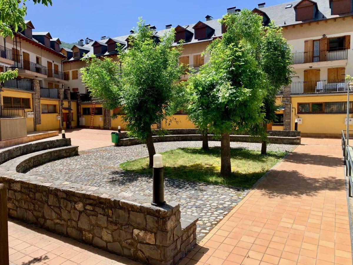 Bpirineos-Blest Apartman Benasque Kültér fotó